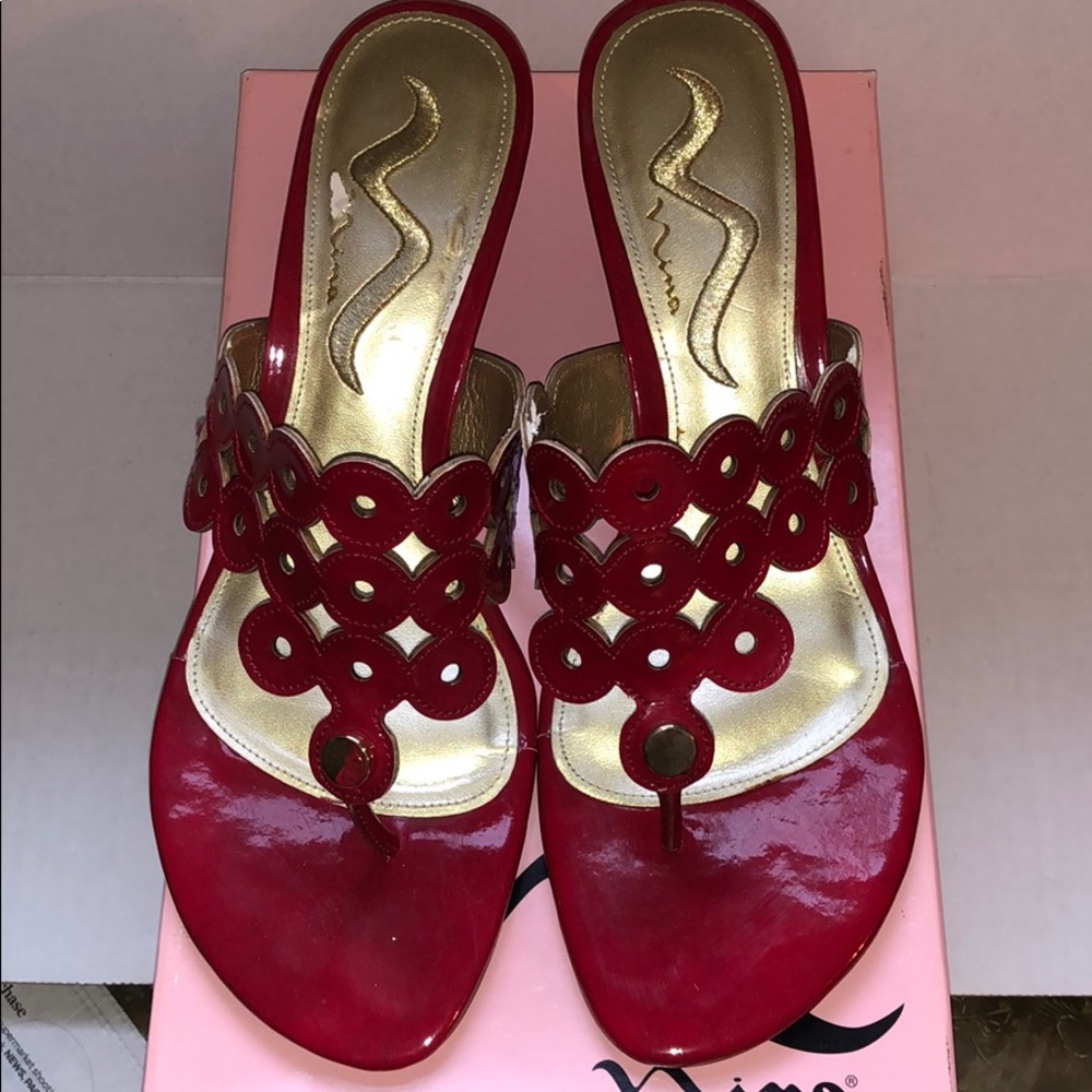 NWT Nina Naira Red Patent Leather Sandals, Size 9M
